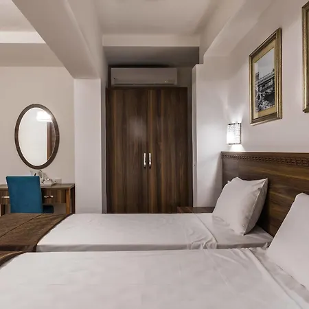 Hotel Slimiza 2*